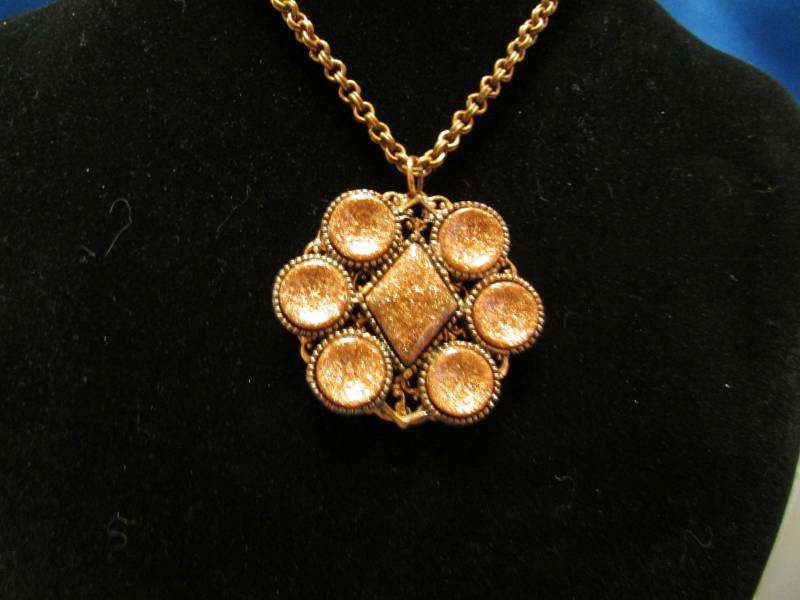 Kupfer Und Goldfluss Anhänger von TweedandTaffeta