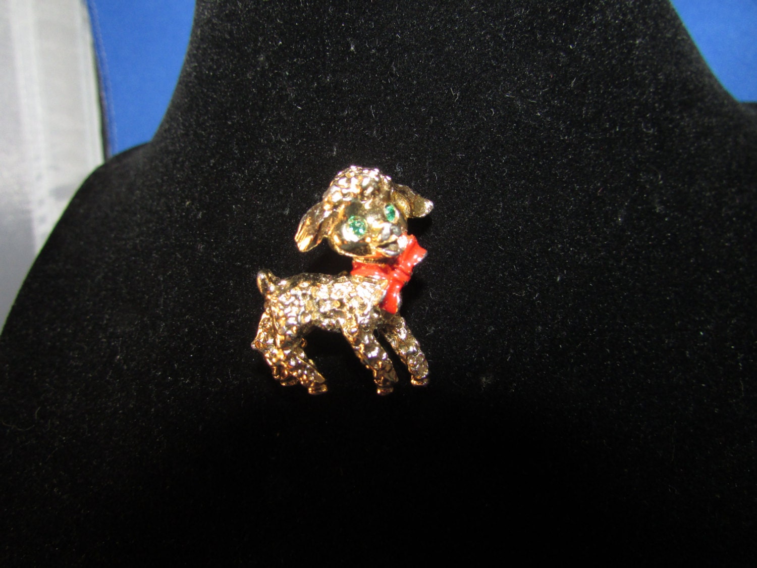 Lamm Pin Goldfarben von TweedandTaffeta