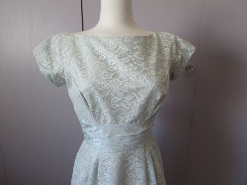 Spitze Lorrie Deb Formal von TweedandTaffeta