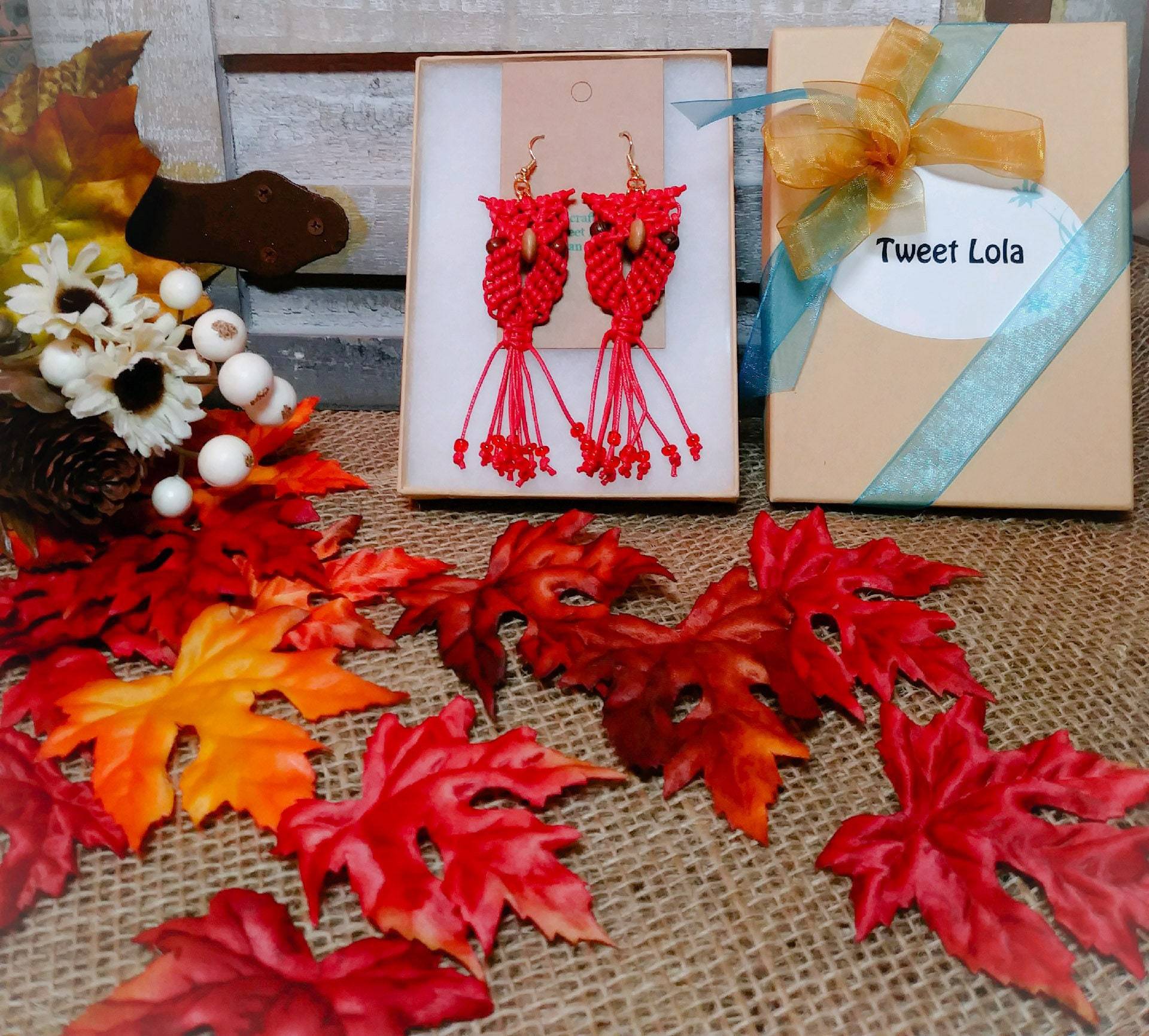 Rote Makramee Eulen Ohrringe, Eule Statement Vogel Einzigartiges Geschenk Für Sie Rote Makramee Eulen Ohrringe, Eule Statement Vogel Einzigartiges Geschenk Für Sie von TweetLolaCreations