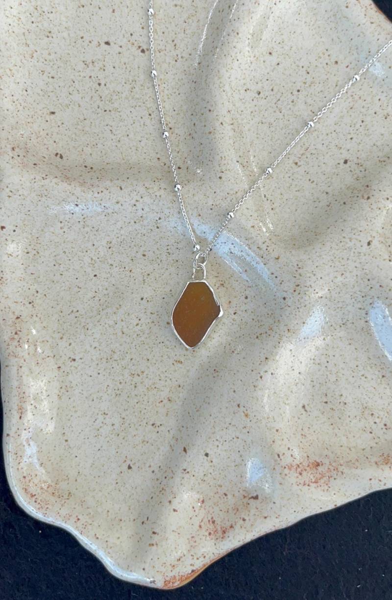 Seeglas Kette Aus Sterling Silber - Hellbraun Seeglas Kette Aus Sterling Silber - Hellbraun von TwinMade14