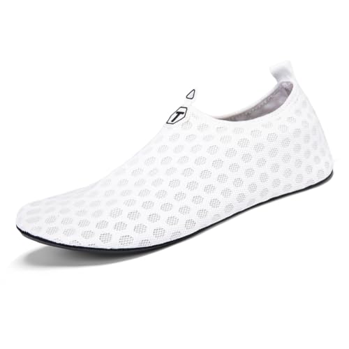 Twinice Unisex Badeschuhe Leicht Atmungsaktive rutschfeste Barfußschuhe mit Dicker Sohle Weiß 45EU Twinice Unisex Badeschuhe Leicht Atmungsaktive rutschfeste Barfußschuhe mit Dicker Sohle Weiß 45EU von Twinice