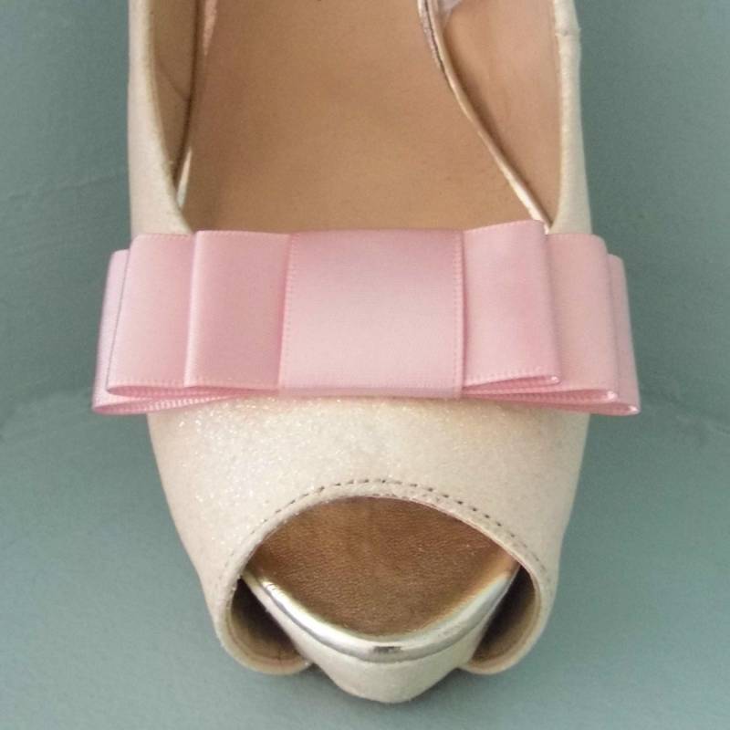 Handgefertigte Candy Pink Triple Bow Schuhclips - Andere Farben Auf Anfrage Handgefertigte Candy Pink Triple Bow Schuhclips - Andere Farben Auf Anfrage von TwinkleToesShoeClips