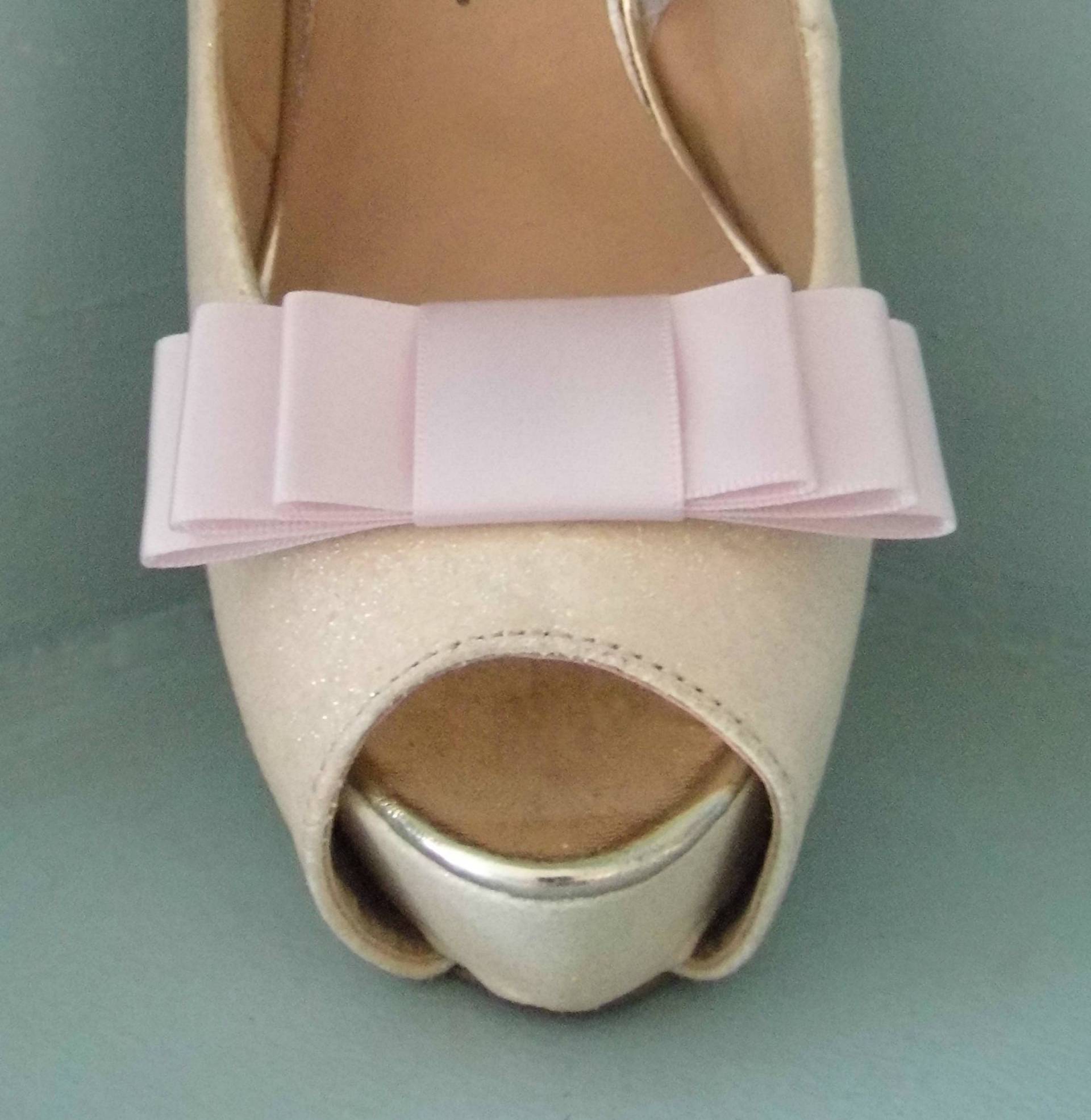 Handgefertigte Ice Pink Triple Bow Schuhclips - Andere Farben Auf Anfrage Handgefertigte Ice Pink Triple Bow Schuhclips - Andere Farben Auf Anfrage von TwinkleToesShoeClips