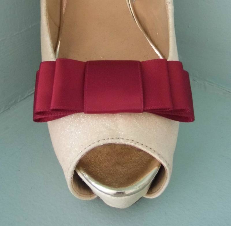 Handgefertigte Schuhclips in 3 Schleifen Burgundy - Andere Farben Auf Anfrage Handgefertigte Schuhclips in 3 Schleifen Burgundy - Andere Farben Auf Anfrage von TwinkleToesShoeClips