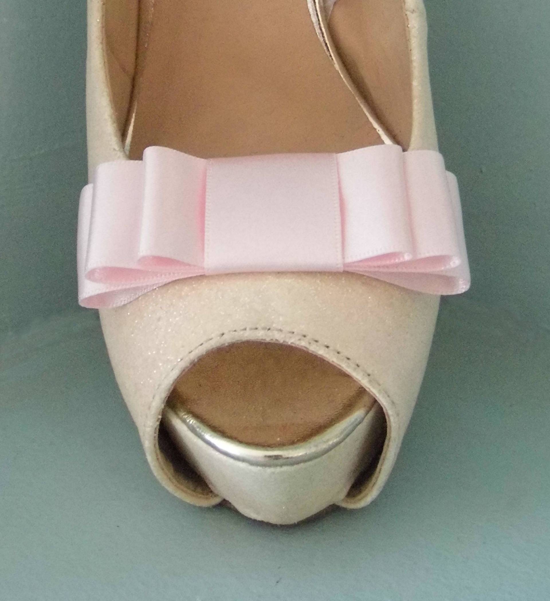 Handgemachte Baby Rosa Triple Bow Schuhclips - Andere Farben Auf Anfrage Handgemachte Baby Rosa Triple Bow Schuhclips - Andere Farben Auf Anfrage von TwinkleToesShoeClips