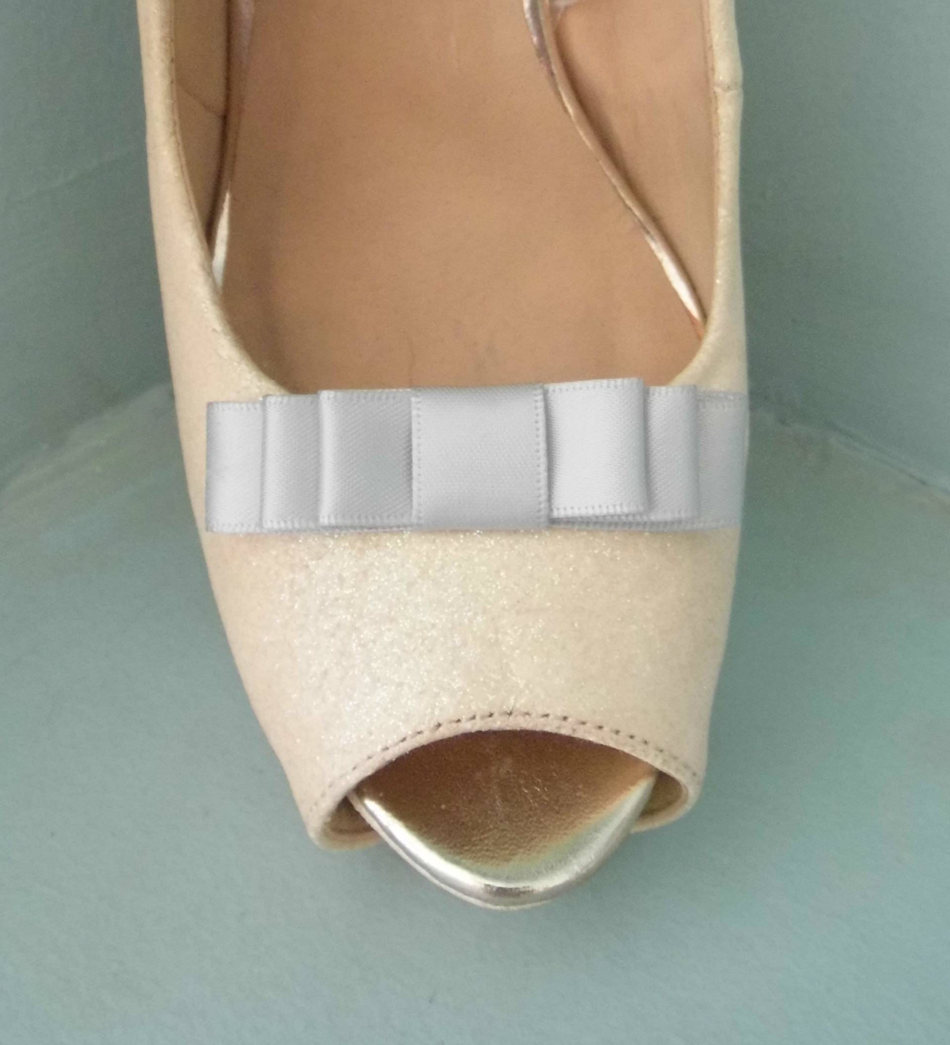 Handgemachte Kleine Silber Dreifache Schleife Schuhclips - Andere Farben Auf Anfrage Handgemachte Kleine Silber Dreifache Schleife Schuhclips - Andere Farben Auf Anfrage von TwinkleToesShoeClips
