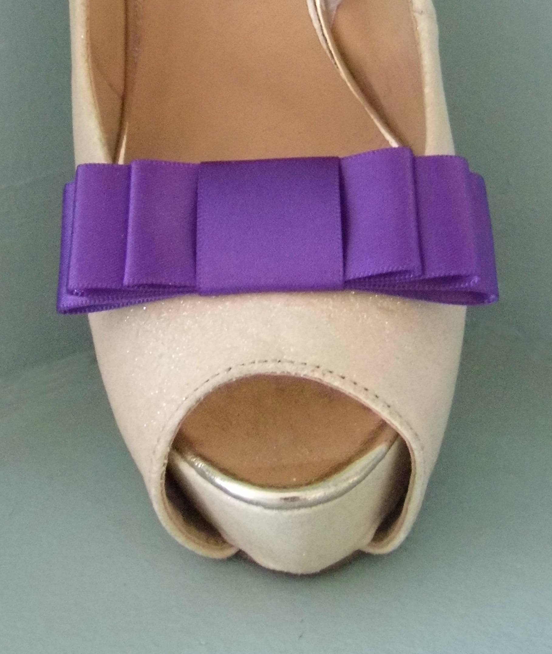 Handgemachte Lila Triple Bow Schuhclips - Andere Farben Auf Anfrage Handgemachte Lila Triple Bow Schuhclips - Andere Farben Auf Anfrage von TwinkleToesShoeClips
