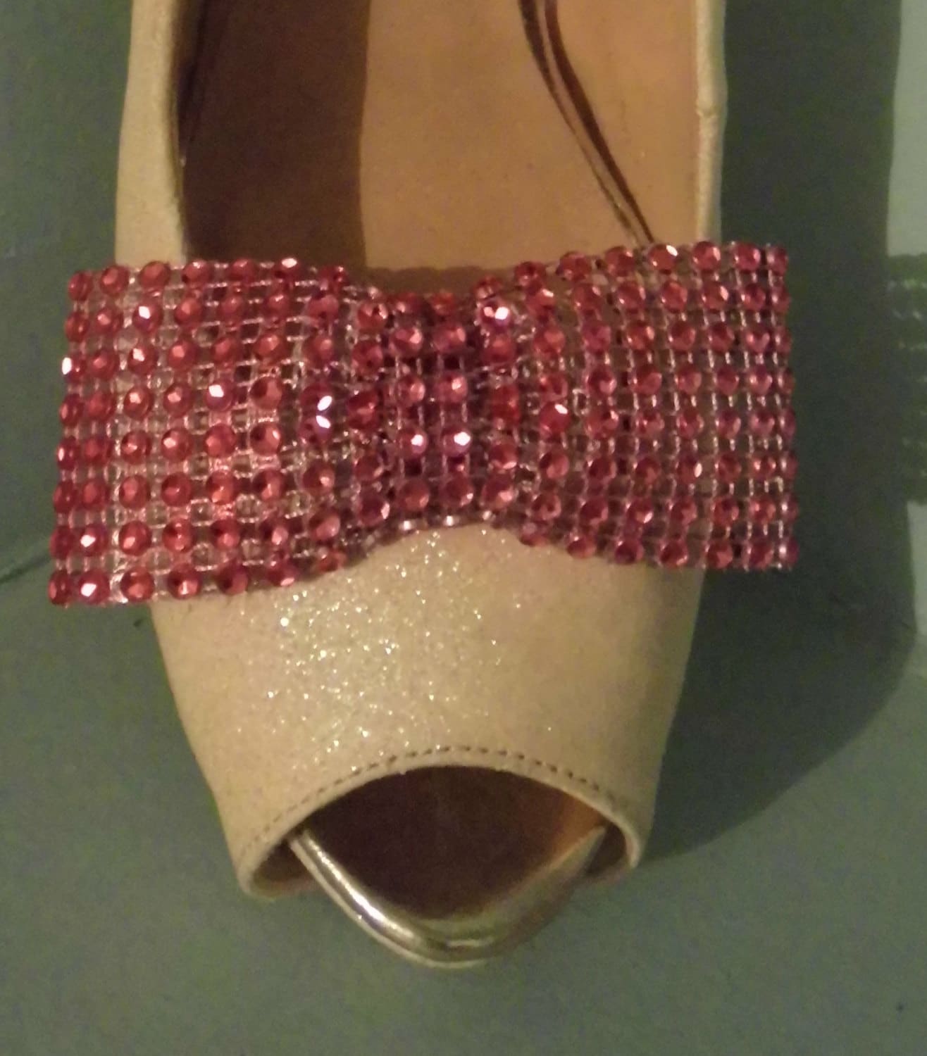 Schöne Handgemachte Rote Diamante Stil Schleifen Schuhclips Schöne Handgemachte Rote Diamante Stil Schleifen Schuhclips von TwinkleToesShoeClips
