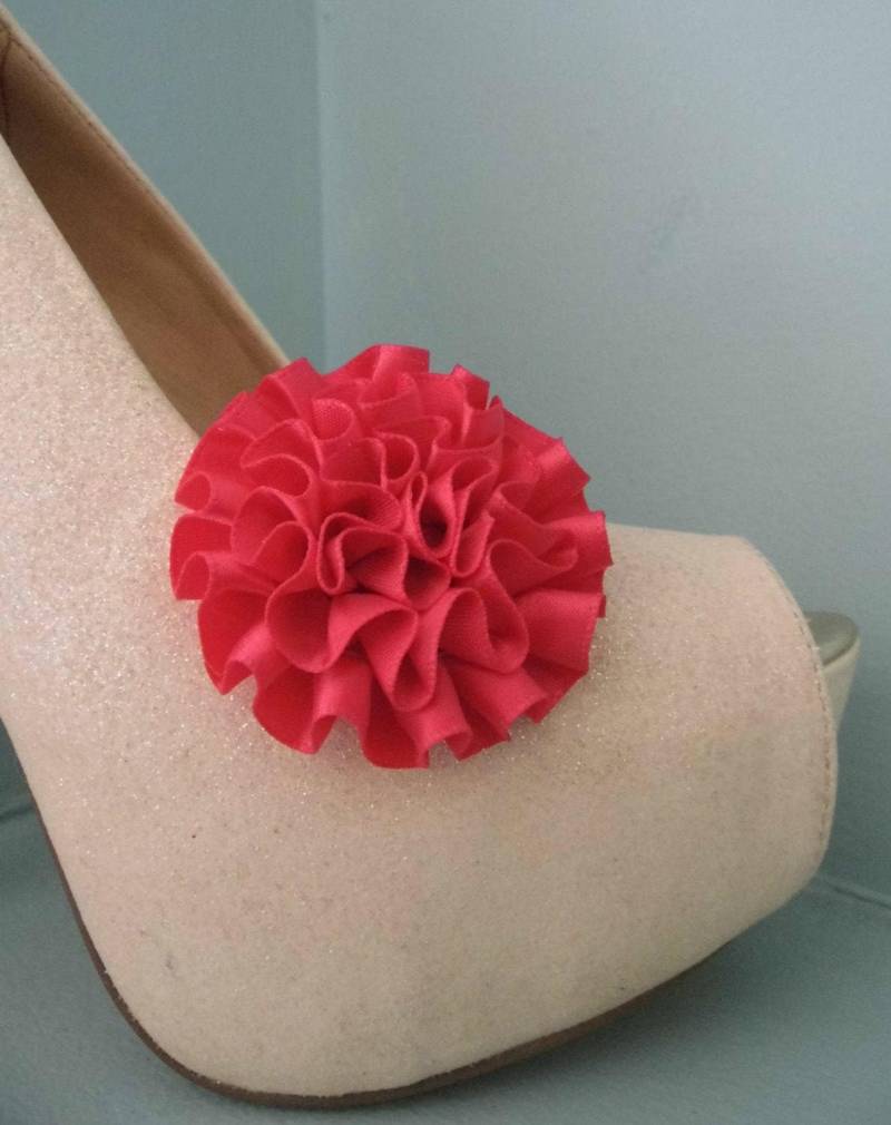 Wunderschöne Deeree Cerise Pink Rosette Style Schuhclips Wunderschöne Deeree Cerise Pink Rosette Style Schuhclips von TwinkleToesShoeClips