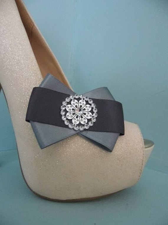 Wunderschöne Handgefertigte Schleifen Schuhclips Aus Borten Und Diamanten - Andere Farben Auf Anfrage Wunderschöne Handgefertigte Schleifen Schuhclips Aus Borten Und Diamanten - Andere Farben Auf Anfrage von TwinkleToesShoeClips