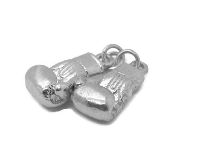 Boxhandschuhe Charm Anhänger. 925 Sterling Silber Boxhandschuhe Charm Anhänger. 925 Sterling Silber von TwinsjewelryShop