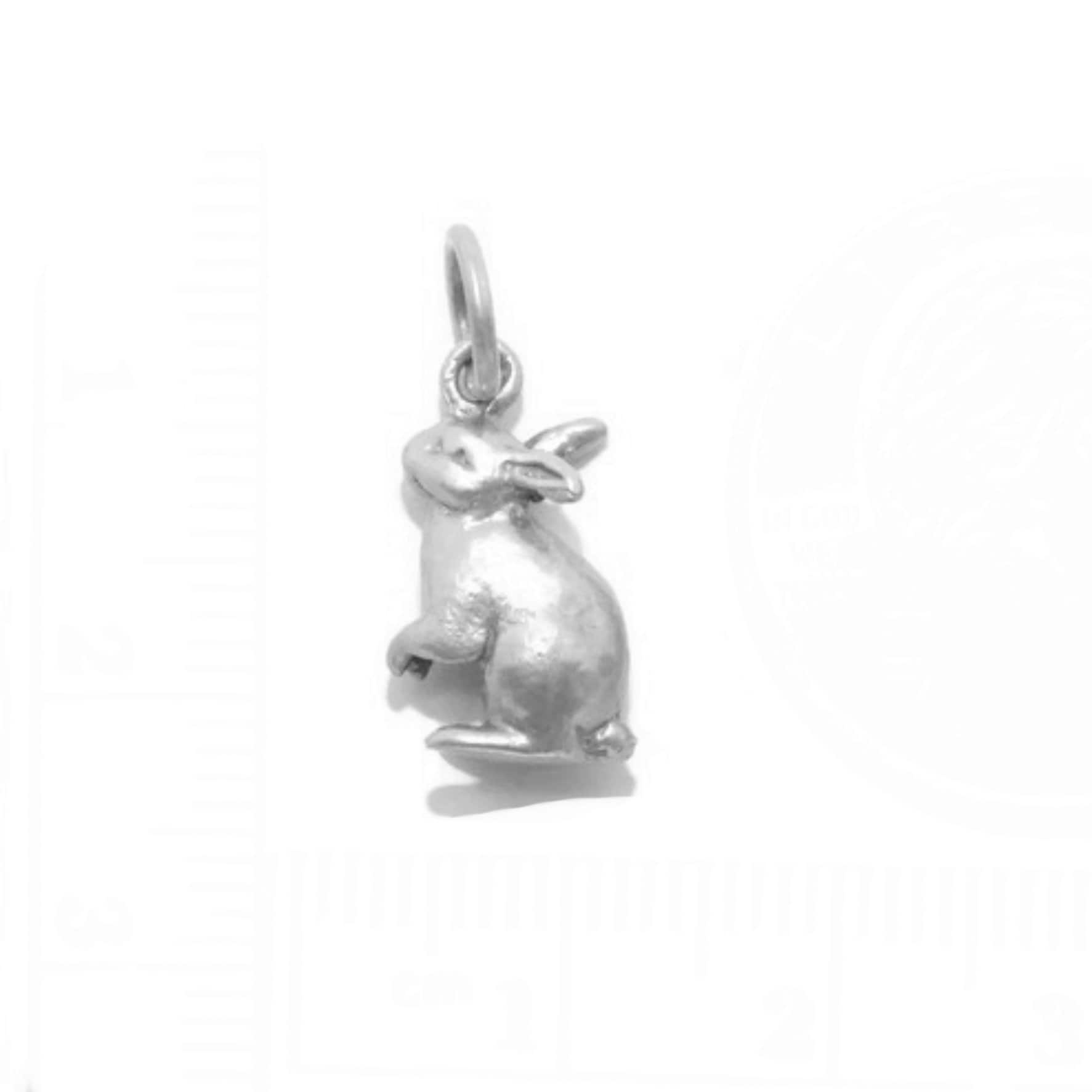 Kaninchen Anhänger Charm .925 Sterling Silber von TwinsjewelryShop