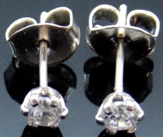 Ohrstecker .925 Sterling Silber Cz Mit Schmetterlingsträger von TwinsjewelryShop