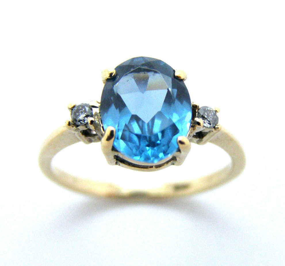 Ring Damen Oval Stein Mit Karat 14K Gelbgold Gesamtgewicht Von 0, 06 Punkt Diamanten von TwinsjewelryShop