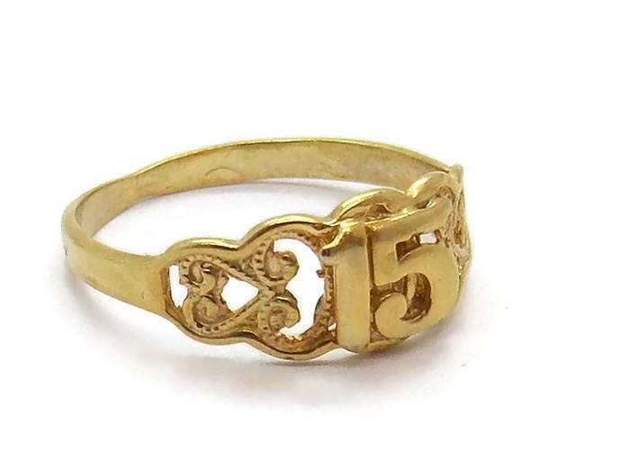 Ring Des Mädchens Quinceaña 15 Jahre Alt Feier Geburtstag 14K Gelbgold Ring Des Mädchens Quinceaña 15 Jahre Alt Feier Geburtstag 14K Gelbgold von TwinsjewelryShop