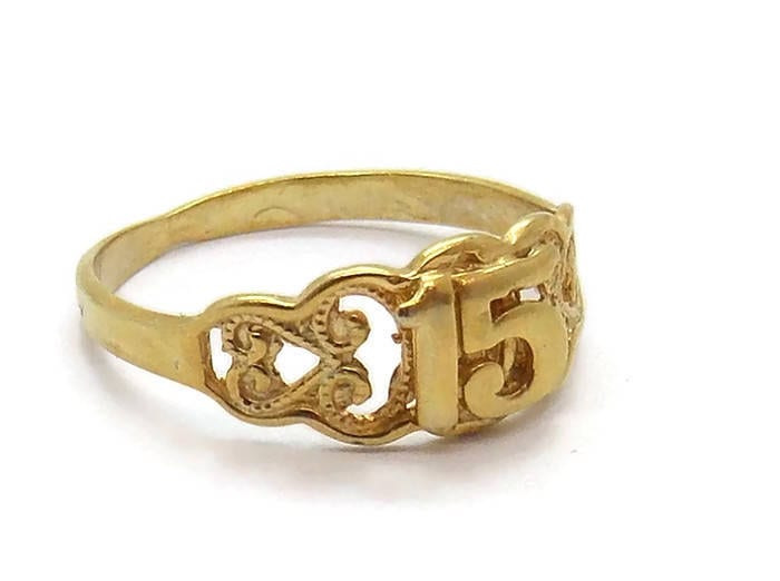 Ring Des Mädchens Quinceaña 15 Jahre Alt Feier Geburtstag 14K Gelbgold Ring Des Mädchens Quinceaña 15 Jahre Alt Feier Geburtstag 14K Gelbgold von TwinsjewelryShop