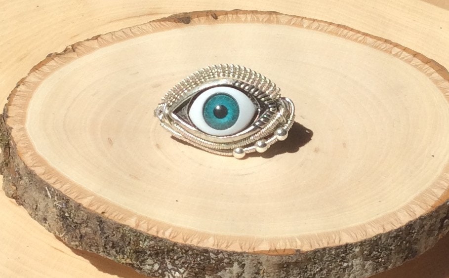 Wire Wrap 3rd Eye Pin Wire Wrap 3rd Eye Pin von TwistedCreations420
