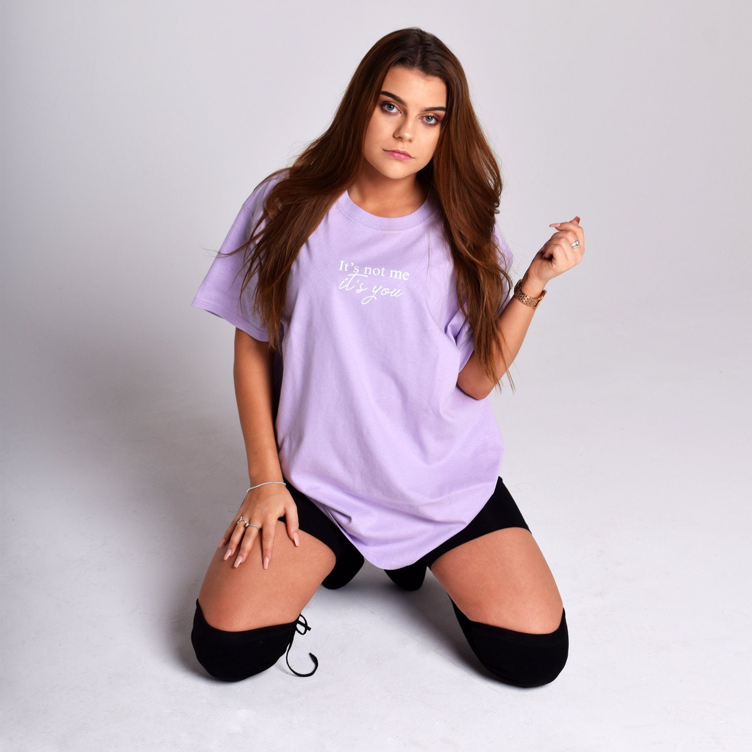 It's Not Me, It's You T-Shirt. Mode Slogan Casual Gifts For Her Süße Blogger Oversized Twisted Saint Brand Influencer von TwistedSaint