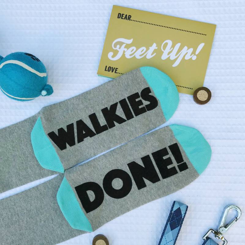 Socken Für Hundeliebhaber - Gassi Gehen Füße Hoch von TwistedTweeLtd