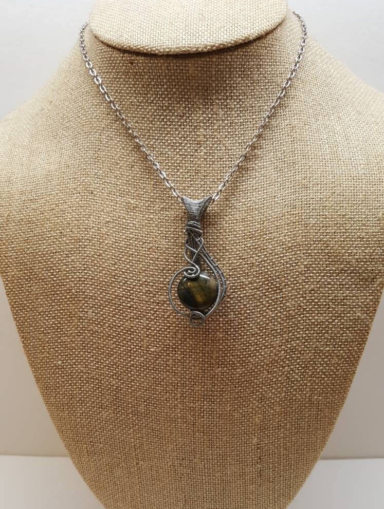 stahl-Draht Gewickelt Tiger Auge Perlenanhänger stahl-Draht Gewickelt Tiger Auge Perlenanhänger von TwistedbyJay