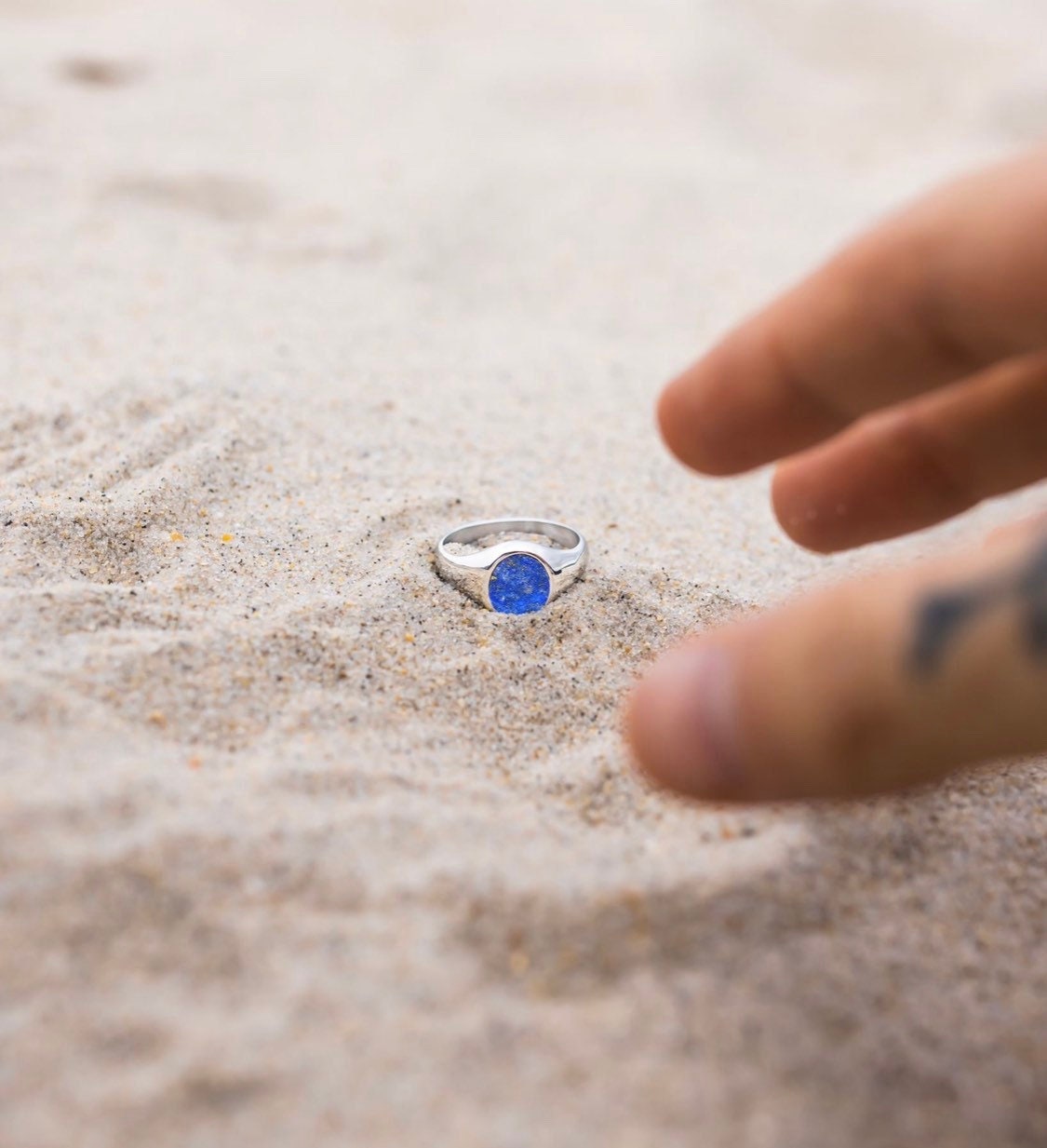 Royal Blau Lapis Lazuli Siegelring Herren - Ring Pinky Ringe Blauer Edelstein Goldring Für Ihn Geschenk Alle Größen von Twistedpendant