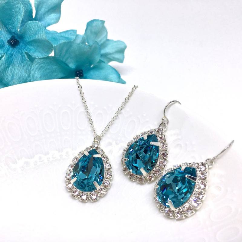 Aqua Blau Schmuck-Set Kulisse Halskette | Türkisblaue Birnenförmige Halo-Halskette Und Ohrringe Zauberhafter Abendschmuck Sarine von TwoBeWedJewelry