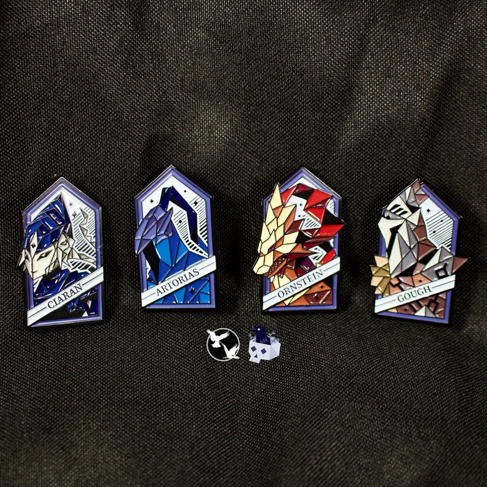 Vier Knights Of Gwyn Soft Enamel Pins Vier Knights Of Gwyn Soft Enamel Pins von TwoCrowsPrinting