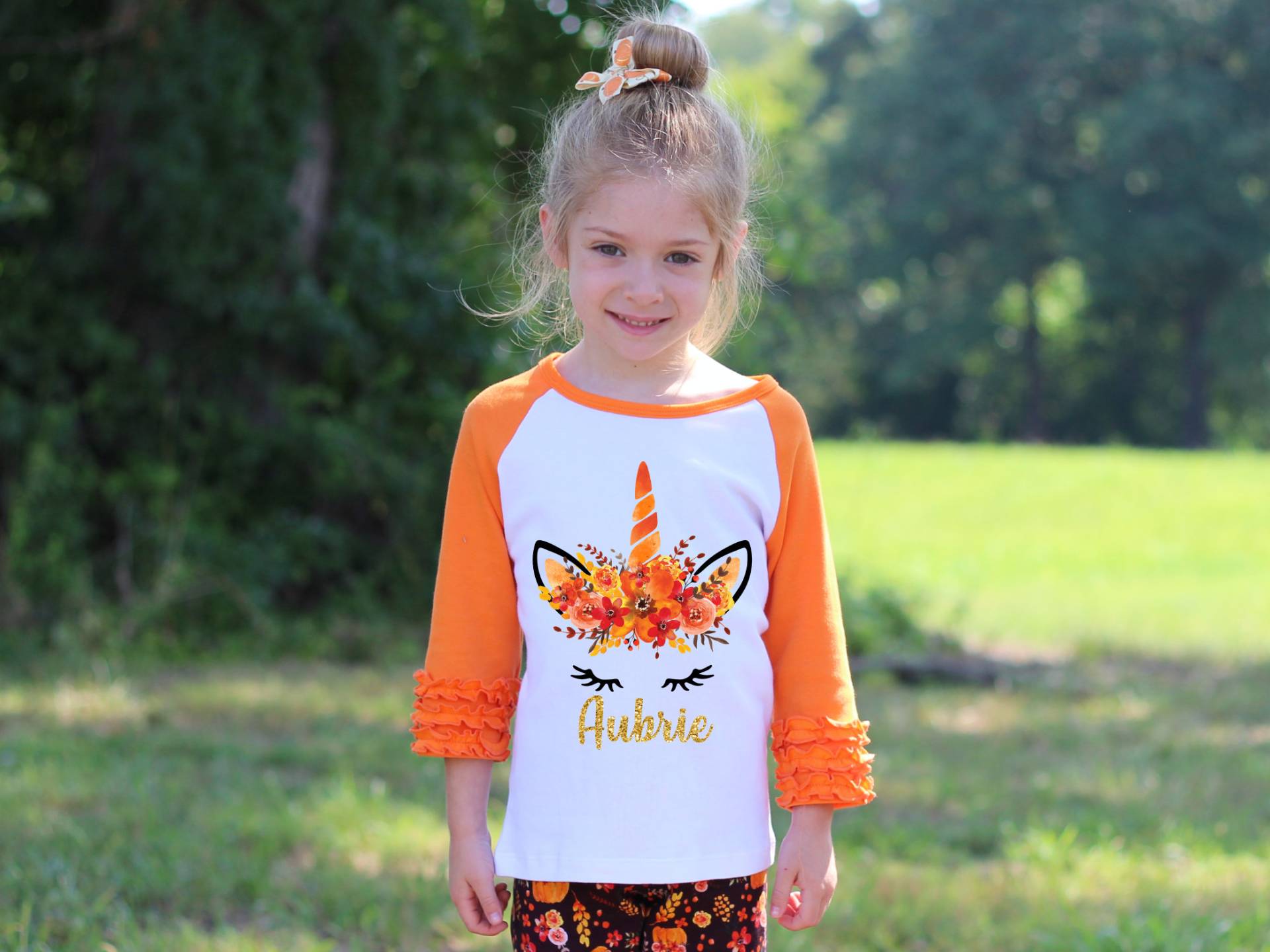Fallen Einhorn Gesicht Orange Rüschen Raglan-Shirt Personalisierte Flattern Ärmel Herbst Floral Mädchen Shirt Aquarell Blumen Orangen von TwoDreamsShop
