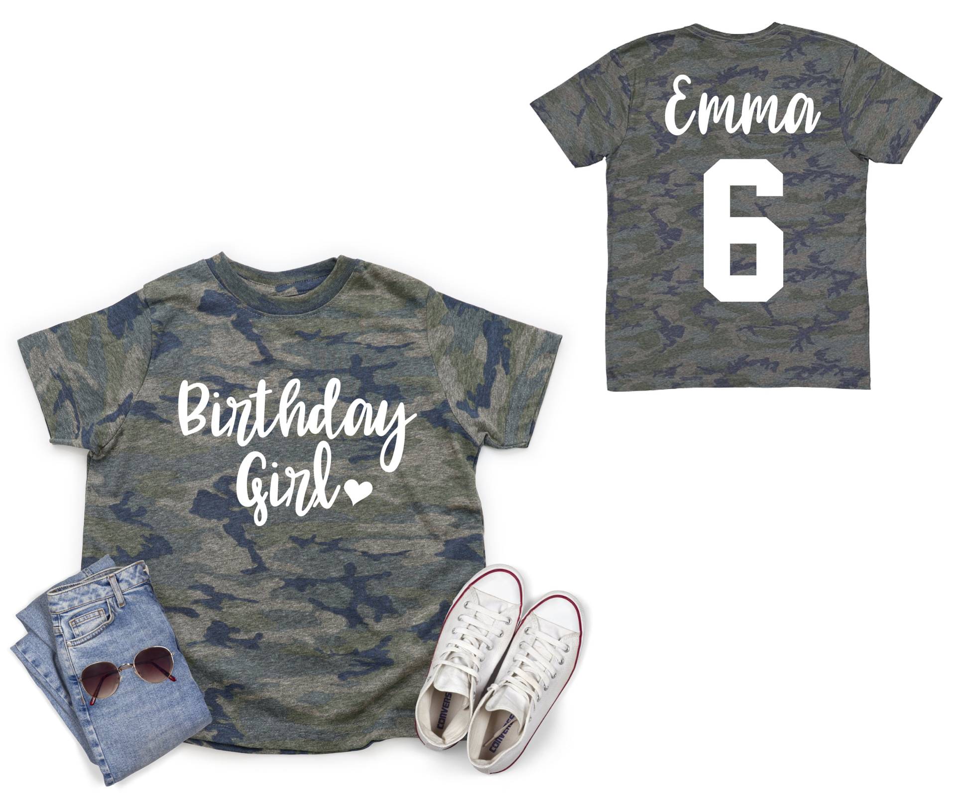 Geburtstagskind Camo Shirt Geburtstagsparty Festes Weißes Vinyl Party Mädchen Camouflage Top T-Shirt von TwoDreamsShop