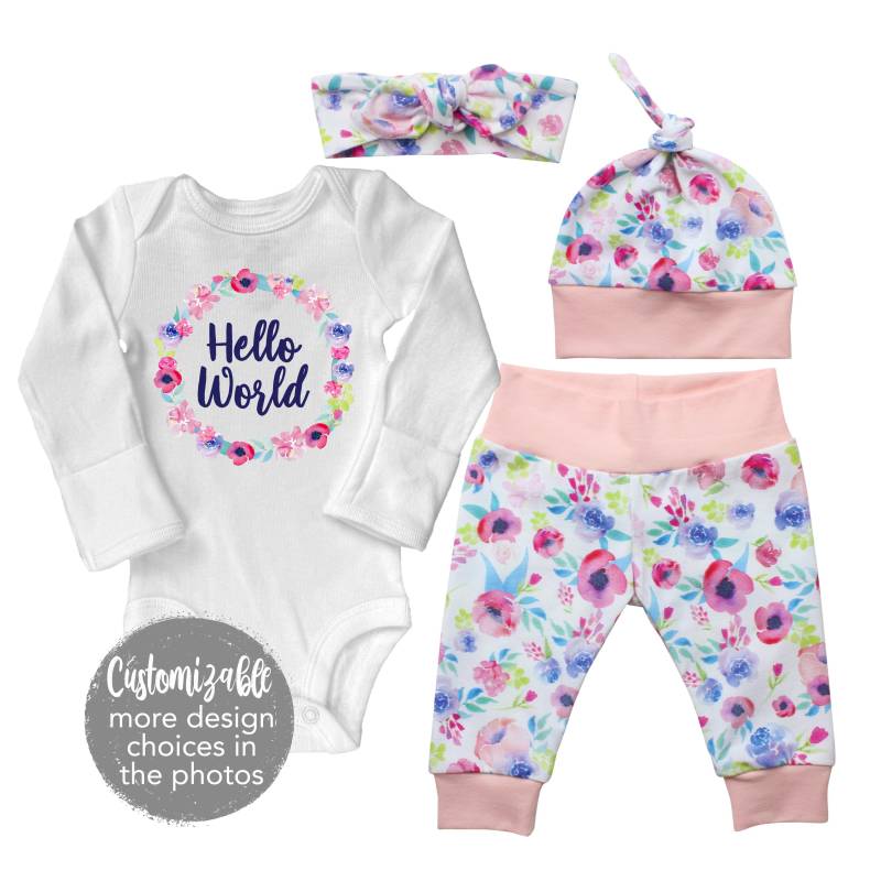 Hallo Welt Aquarell Blumen Mädchen Nach Hause Gehen Set Säugling Yoga Leggings Top Knoten Hut Stirnband Unfruchtbarkeit Body von TwoDreamsShop