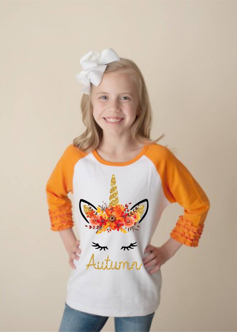 Herbst Einhorn Gesicht Orange Rüschen Raglan Shirt Personalisierte Flattern Ärmel Blumen Mädchen Aquarell von TwoDreamsShop