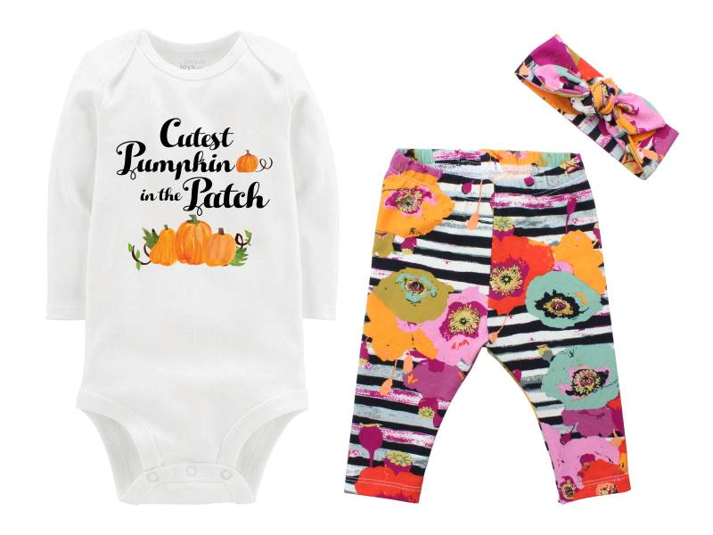 Herbst Leggings Süßer Kürbis Im Patch Bodysuit Baby Outfit Floral Geschenk Haarband von TwoDreamsShop