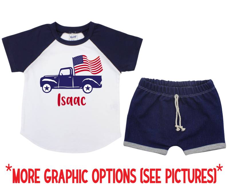 Junge 4. Juli Lkw-Hemd Mit Feuerwerk Personalisiertes Altes Blaues Lkw-Vierteljubiläums-Jungen-Hemd Name Monogramm-Rot Blau von TwoDreamsShop