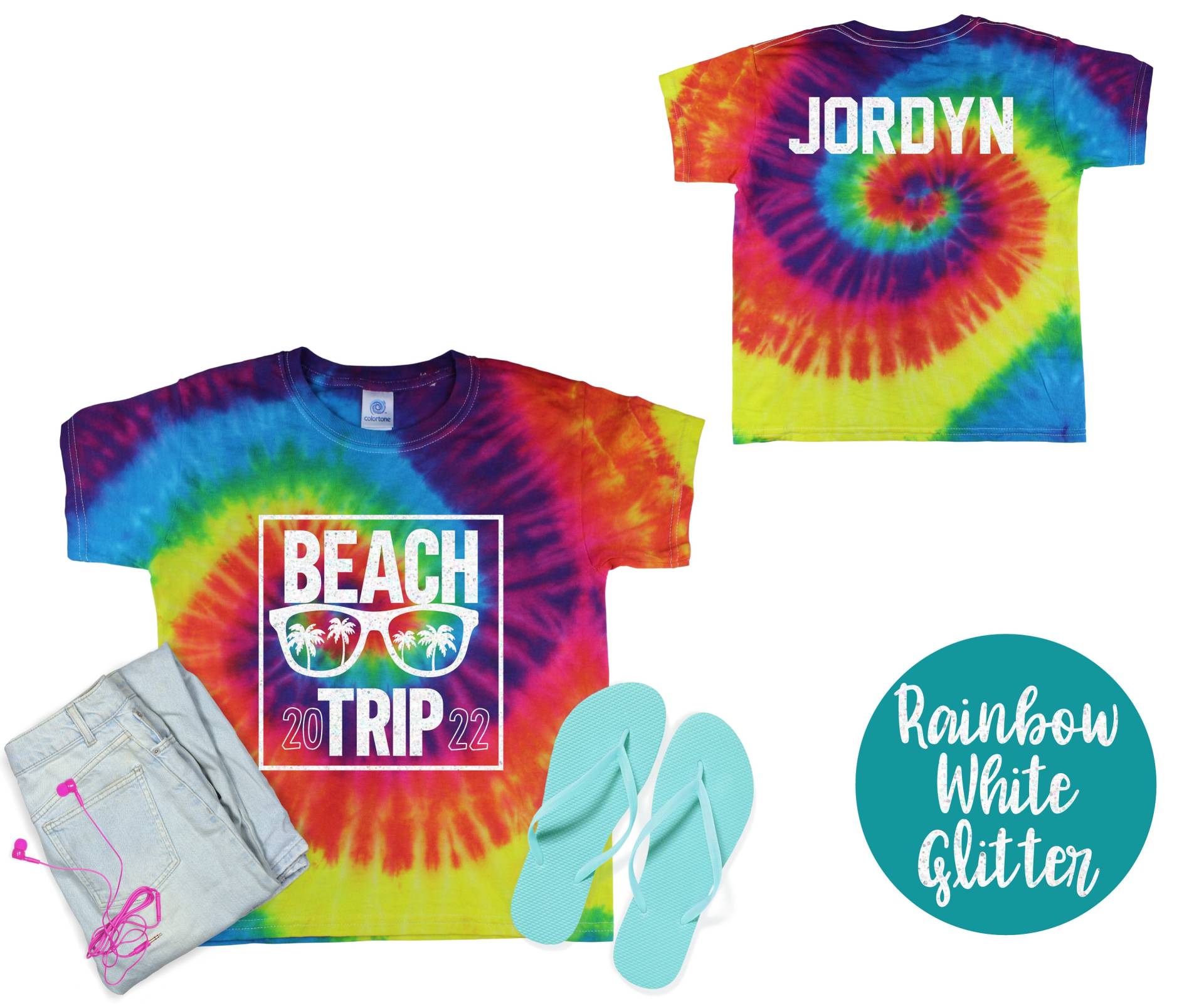 strand Reise Tie Dye Shirt Personalisierte Sommer Familien Urlaub Mädchen Weiß Regenbogen Glitter Vinyl Neon Pastell Hell von TwoDreamsShop