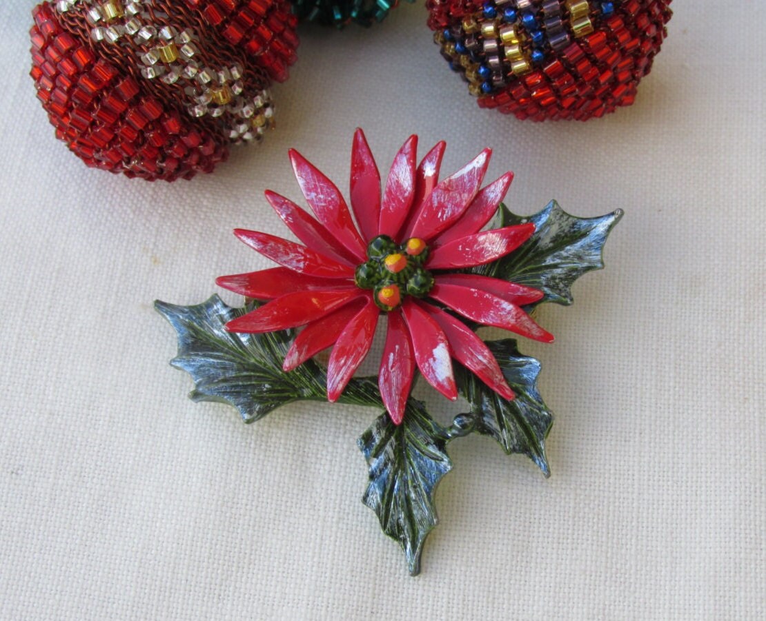 Brosche - Weihnachtsstern Pin Vintage Brosche - Weihnachtsstern Pin Vintage von TwoGoodEggs