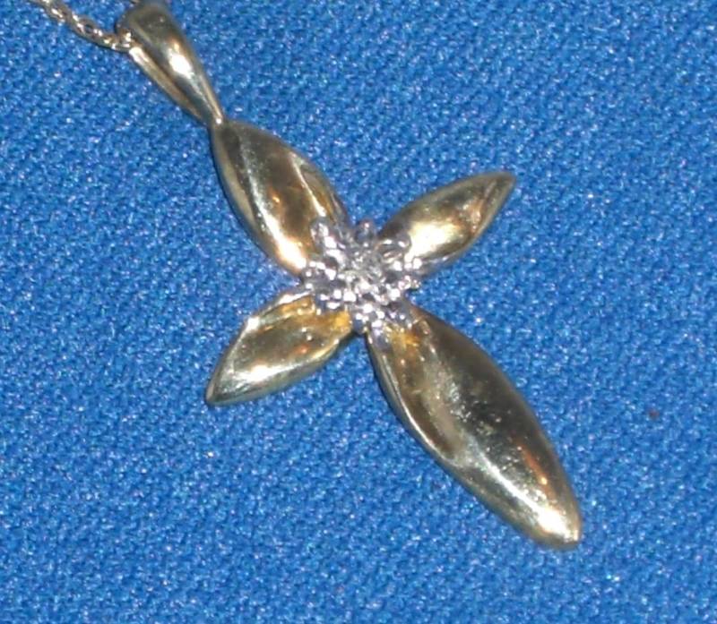 Kreuz - 10K Gold Mit Diamant An 18 Zoll Kette Kostenloser Versand Vintage von TwoGoodEggs