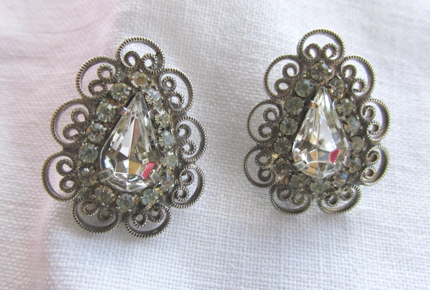 Ohrringe - Strassohrringe in Einer Filigranen Fassung Für Durchbohrte Ohren Vintage von TwoGoodEggs