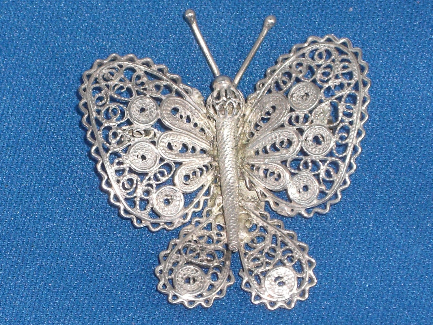 Vintage Sterling Silber Filigrane Schmetterling Brosche Vintage Sterling Silber Filigrane Schmetterling Brosche von TwoGoodEggs