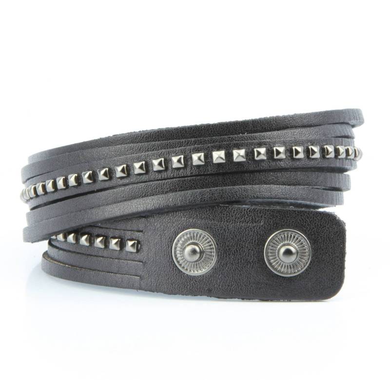 Pyramiden Nieten Leder Wickelarmband, Unisex Boho Rocker Manschette von TwoHappySouls