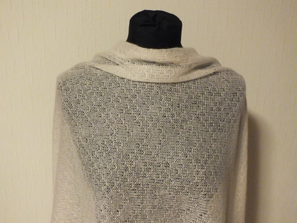 Gestrickter Schal Aus Natürlichem Mohair - Mohair-Spitzenschal Langer Und Breiter Gestrickter Schal Aus Natürlichem Mohair - Mohair-Spitzenschal Langer Und Breiter von TwoMirrorsDance