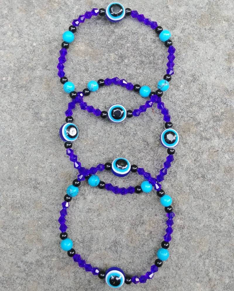 Evil Eye Armband, Blauer Schmuck, Voodoo, Blaue Augen, Ausgefallene Geschenke, Armband Set, Supernatural Halloween Spuk Artikel, #1 Evil Eye Armband, Blauer Schmuck, Voodoo, Blaue Augen, Ausgefallene Geschenke, Armband Set, Supernatural Halloween Spuk Artikel, #1 von TwoSiameseAndShanah