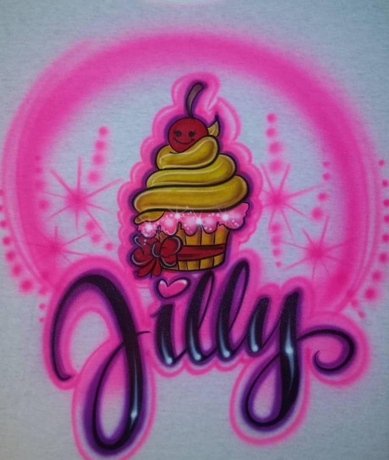 Personalisiertes Airbrushed Cupcake Shirt | Größe 6 Monate - Erwachsene 5xl Personalisiertes Airbrushed Cupcake Shirt | Größe 6 Monate - Erwachsene 5xl von TyGaAirbrush