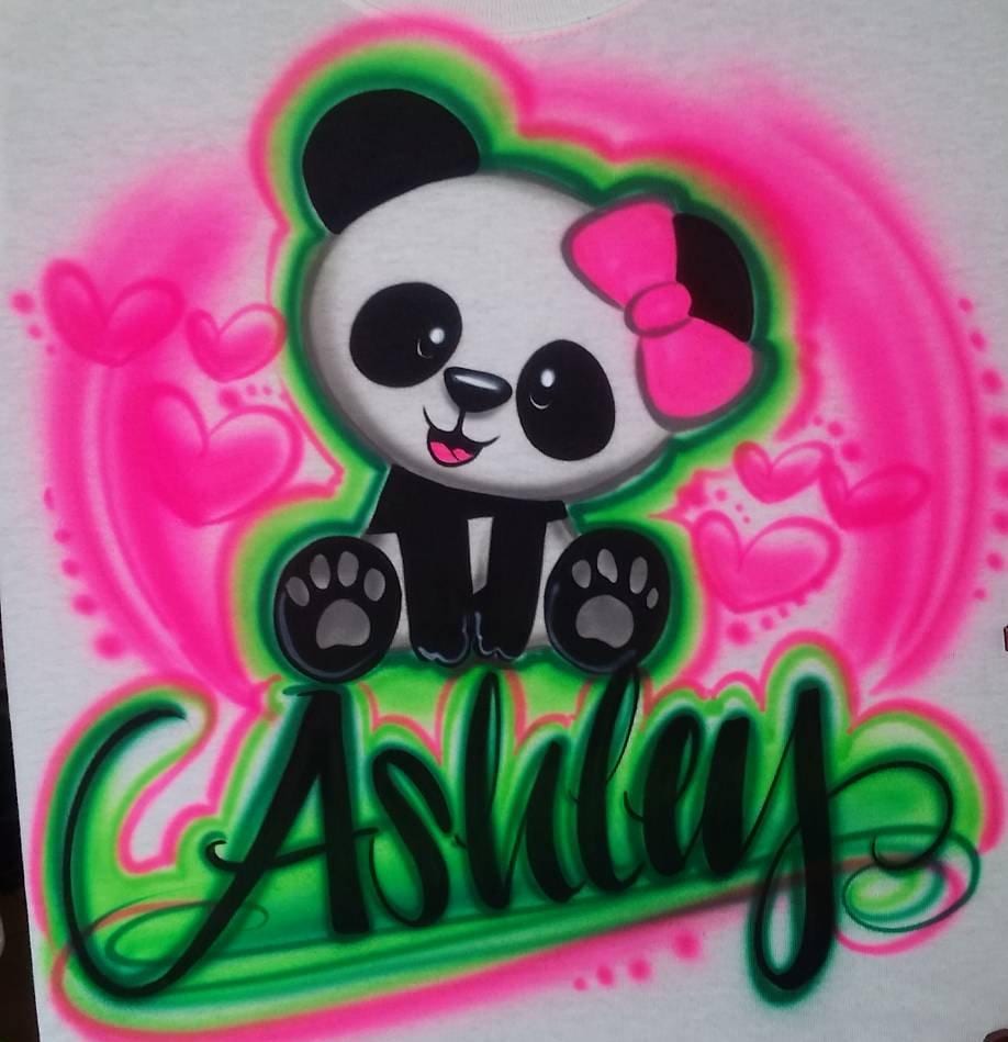 Personalisiertes Benutzerdefiniertes Airbrush-Süßes Panda-T-Shirt | Größe 2T - Erwachsene 5xl von TyGaAirbrush