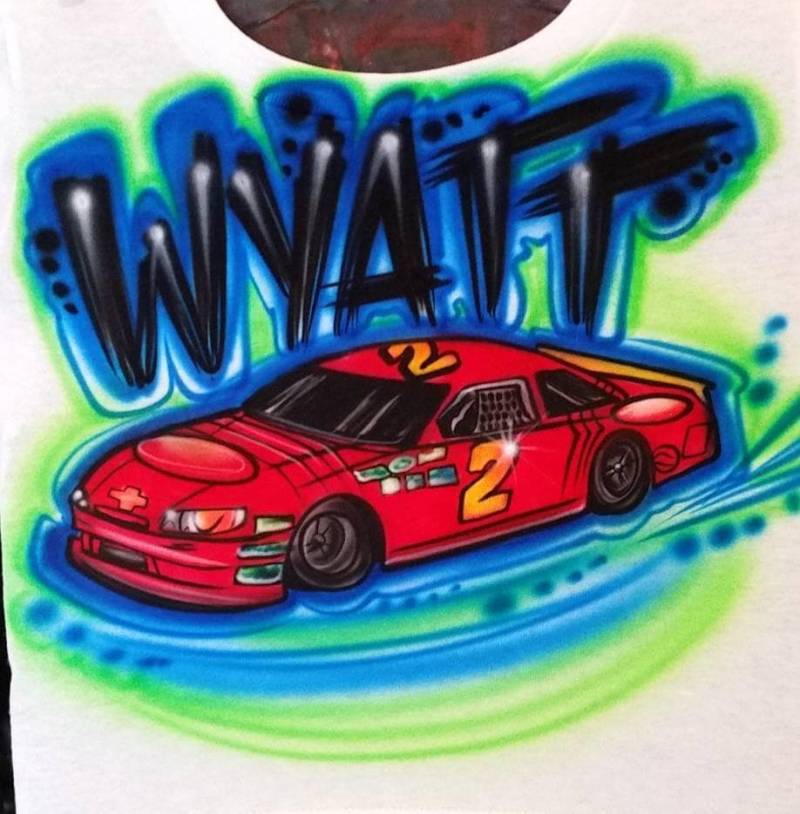 Personalisiertes Benutzerdefiniertes Airbrushed-Auto-Rennen-Shirt | Größe 2T - Erwachsene 5xl Personalisiertes Benutzerdefiniertes Airbrushed-Auto-Rennen-Shirt | Größe 2T - Erwachsene 5xl von TyGaAirbrush