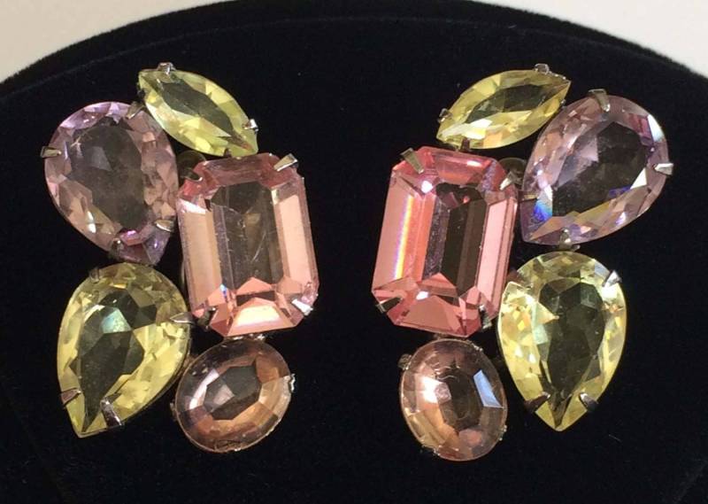 Wunderschöne Vintage Miriam Haskell Ohrringe~Pastell Glas Strass/Gold Ton~Signiert von TyTimelessSparkles