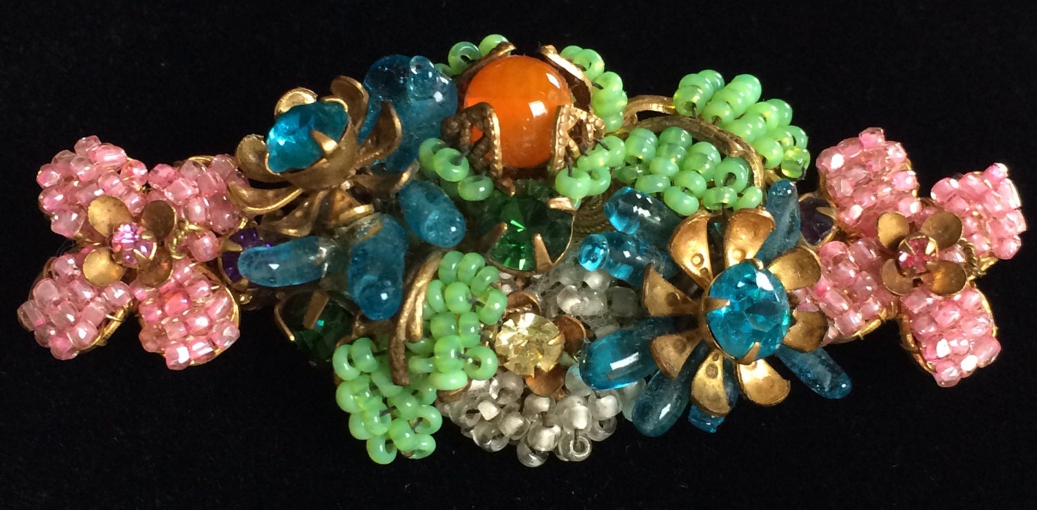 Zauberhafte Vintage Miriam Haskell Brosche Pin ~Multi-Color-Art Glas/Saatperlen/strass/Vergoldet Filigran~Signiert von TyTimelessSparkles
