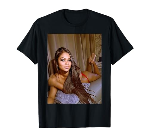 Pattaya Mädchen Lily T-Shirt von Tycoon Worldwide