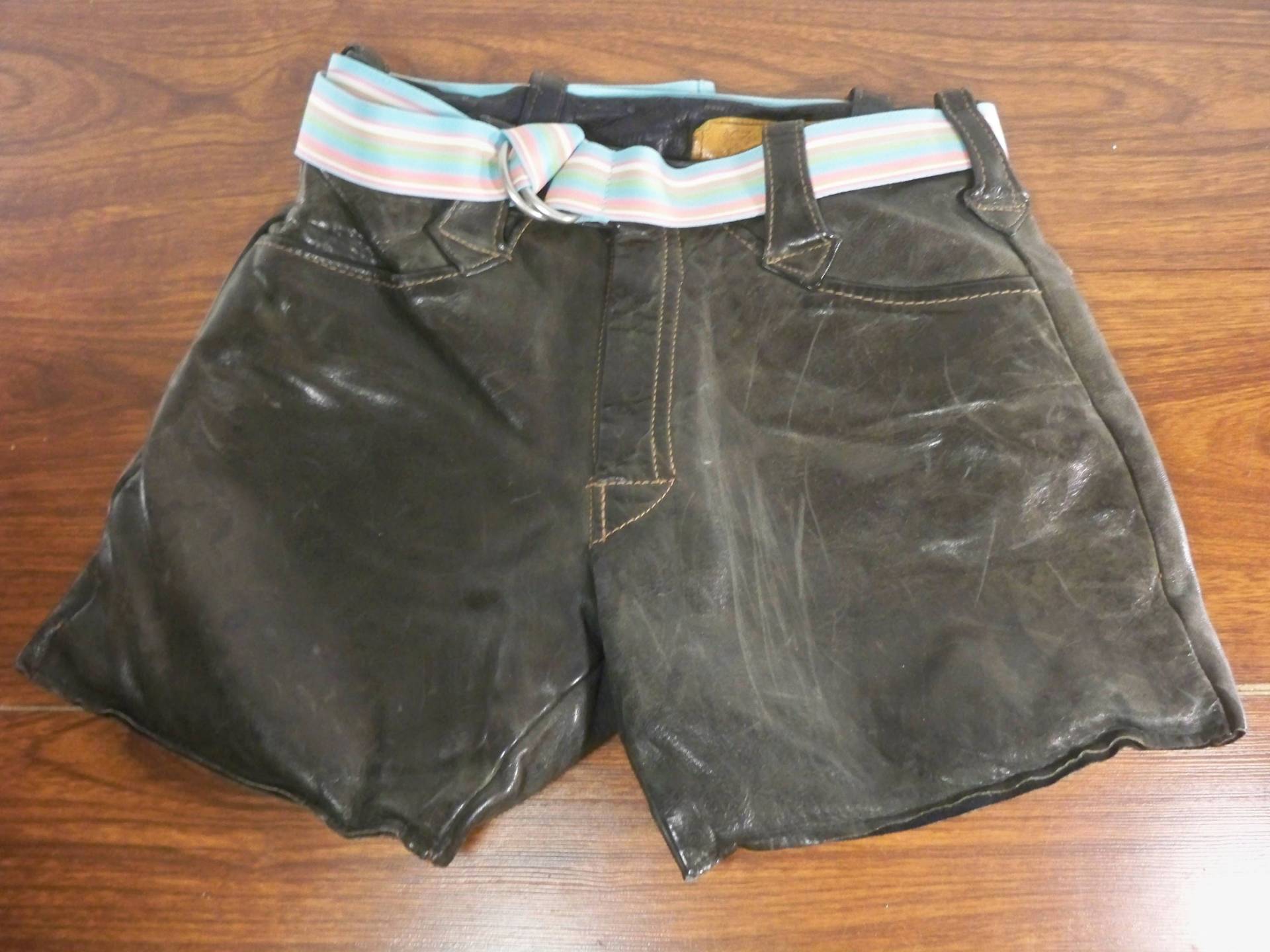 Vintage East West Musikinstrumente Schwarz Leder Kleider Tasche Geldbörse Clutch Made in Usa von Tyjahn