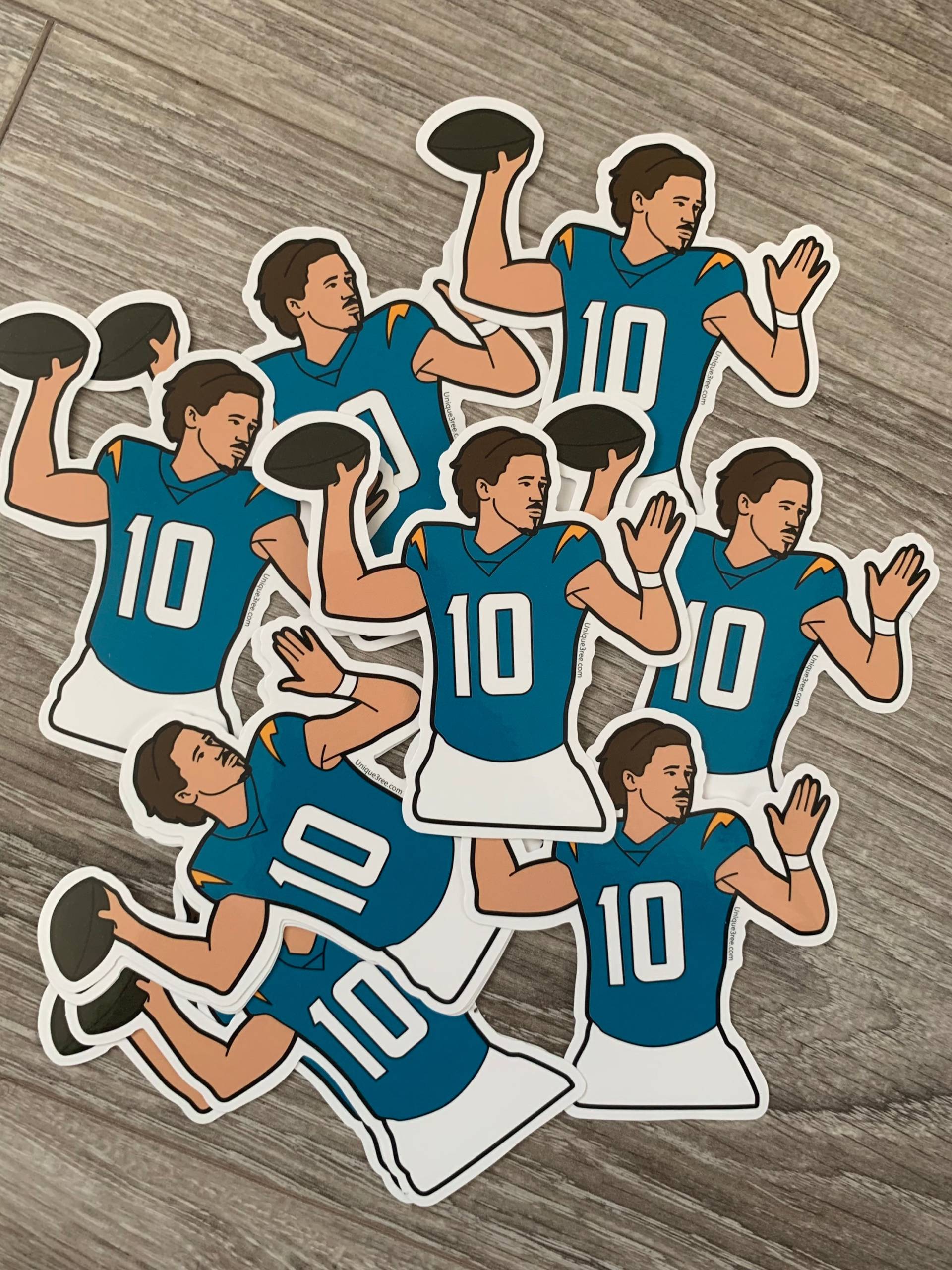 Justin Herbert Los Angeles Chargers Quarterback Sticker Kaufen 3 Get 1 Gratis Nfl Laptop von U3ree